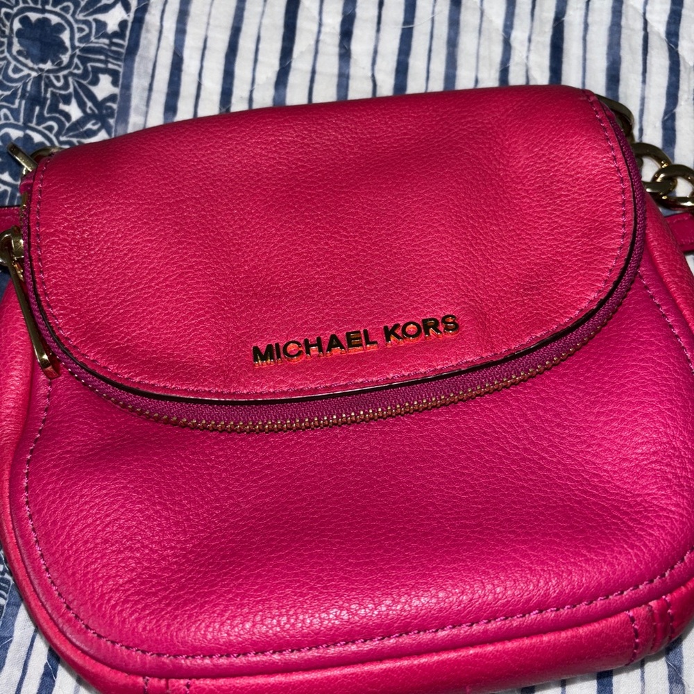 Michael Kors Pebbled Leather Pink Crossbody